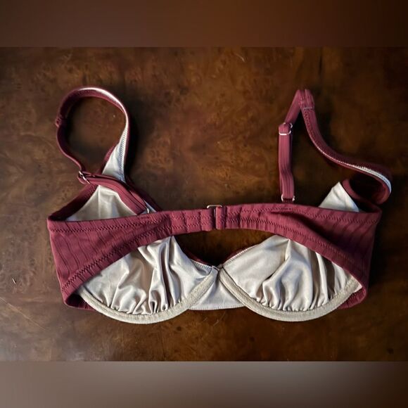 Shade & Shore Burgandy Unlined Ribbed Wired Bikini Top NWOT Size 34DD - Picture 4 of 7
